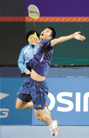 亚泰将士2025净月基地首训 谭龙:虽然天气很冷,但我们心是热的.